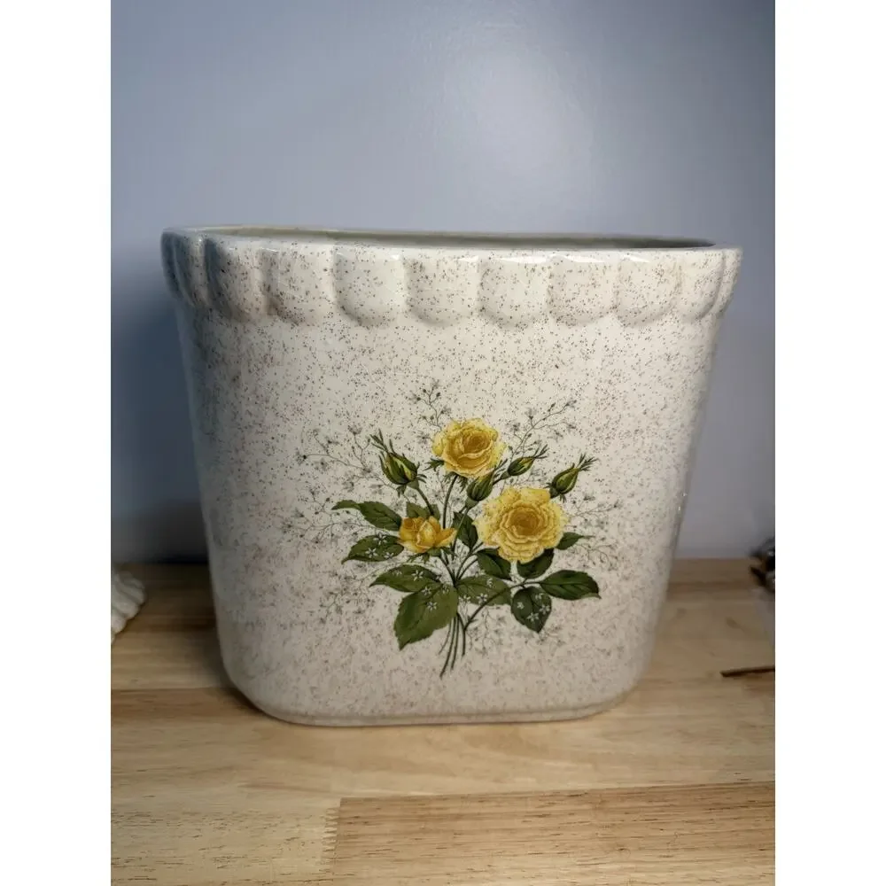 VTG 1983 Ceramic Vanity Bathroom Set of 4 Speckled Yellow Floral Design READ